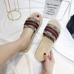 Women's shoes Nonslip Fashion Sandals Slippers Student shoes Large shoes Breathable Fashion Soft Comfortable